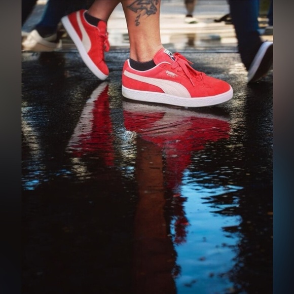 Puma Men’s Suede Classic XXI High Risk Red White Sneakers. NWT. - Picture 4 of 12